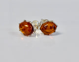 AMBER & SILVER OVAL CLAW STUD EARRINGS