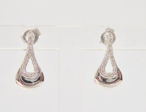 9CT WHITE GOLD & DIAMOND EARRINGS