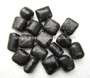 GARNET IN MATRIX TUMBLE STONE