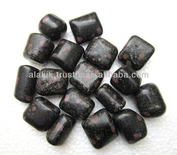 GARNET IN MATRIX TUMBLE STONE