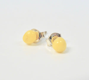 AMBER & SILVER WHITE STUDS
