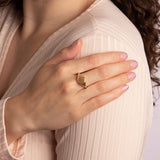 9CT YELLOW GOLD BEVELLED EDGE SIGNET RING